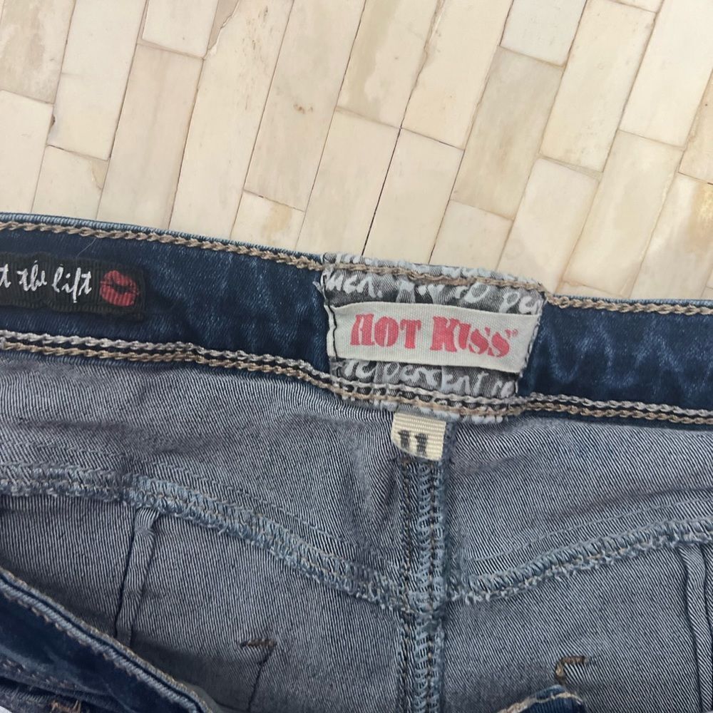 Jeans   - Picture 3 of 4